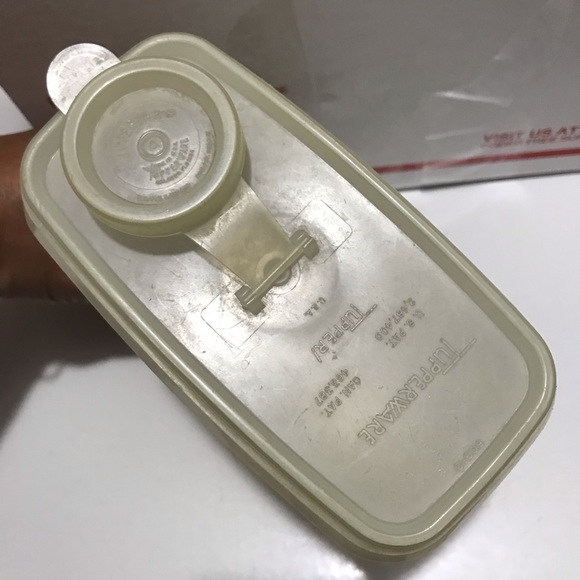 Tupperware Store N Pour - Picture 7 of 8